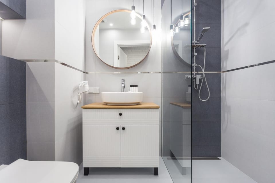 Shower, Bathroom
