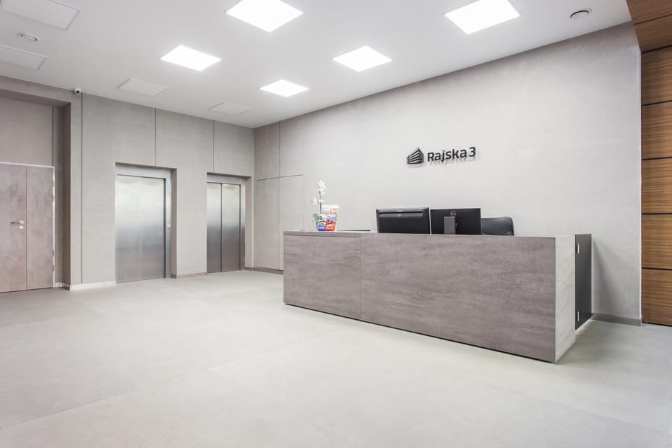 Lobby or reception, elevator