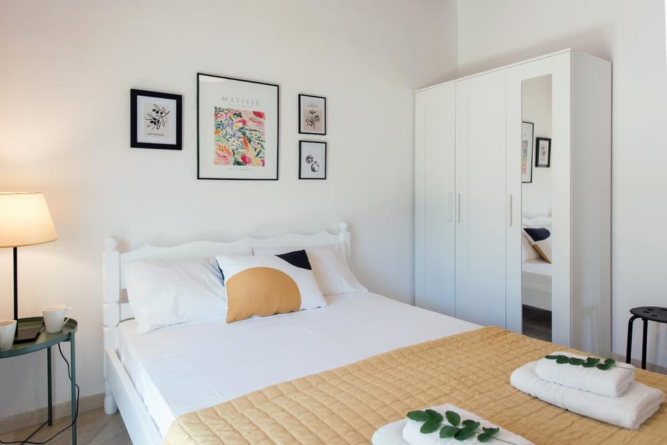 Bed, Bedroom, wardrobe