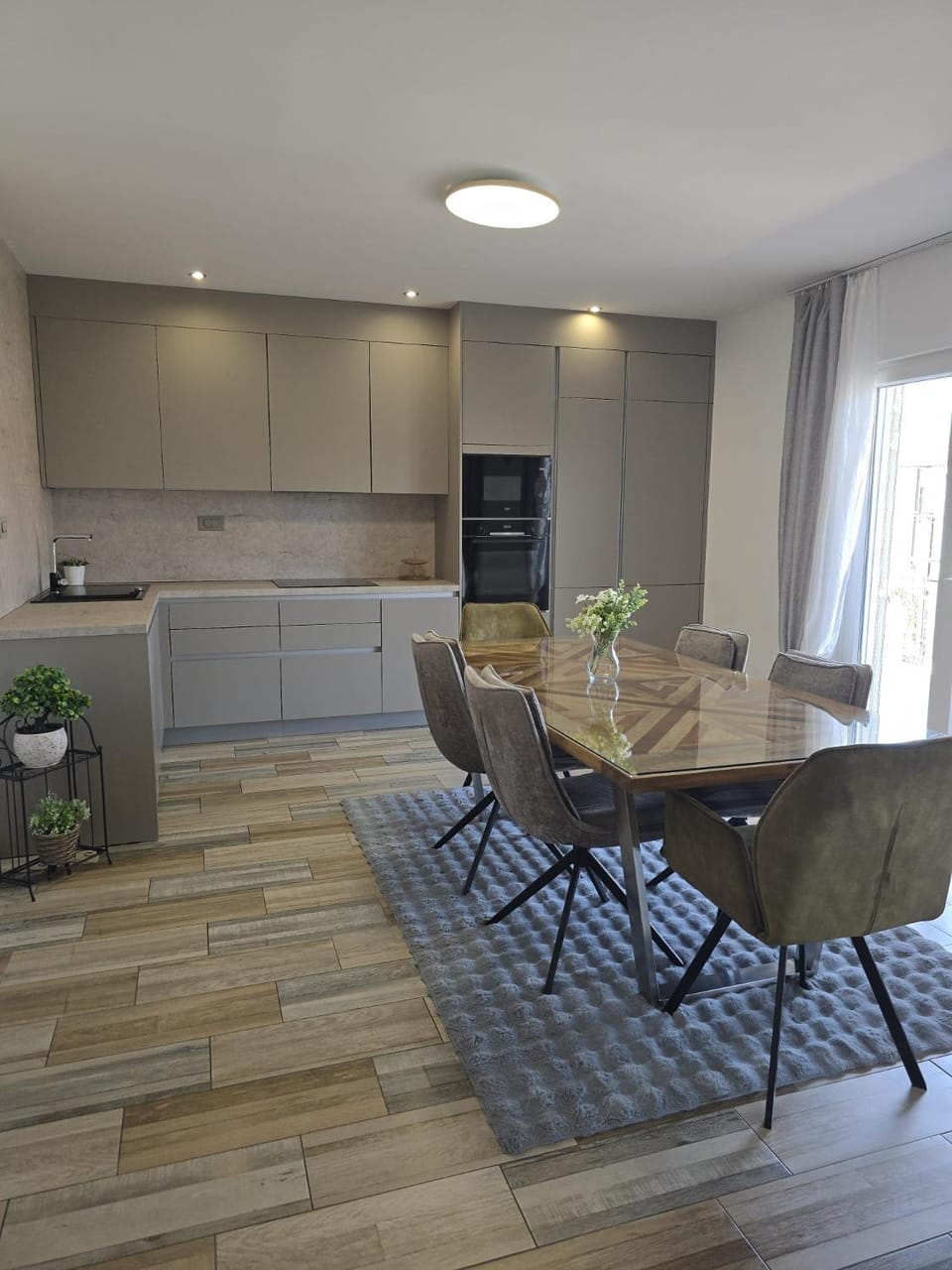 Karlo1 Apartment in Okrug Gornji