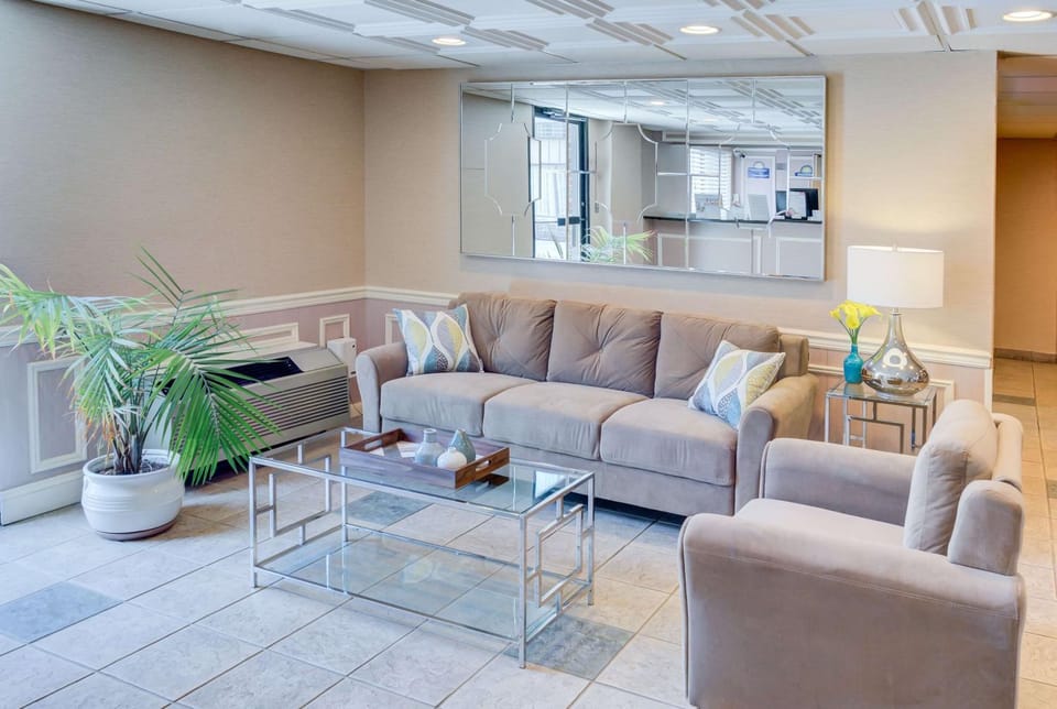 Lobby or reception, On site