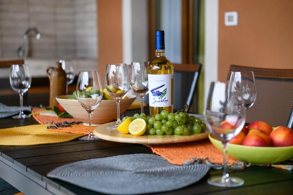 Food and drinks, Food, Lunch, Dinner, Drinks, Alcoholic drinks