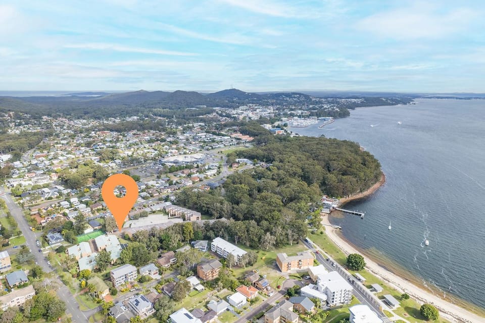 Bay Parklands 19, 2 Gowrie Avenue - ground floor unit with water views Apartment in Nelson Bay