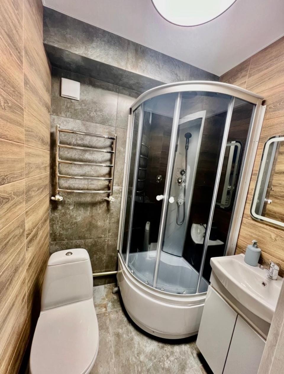 Апартаменти Карабінерная 14 Apartment in Ukraine