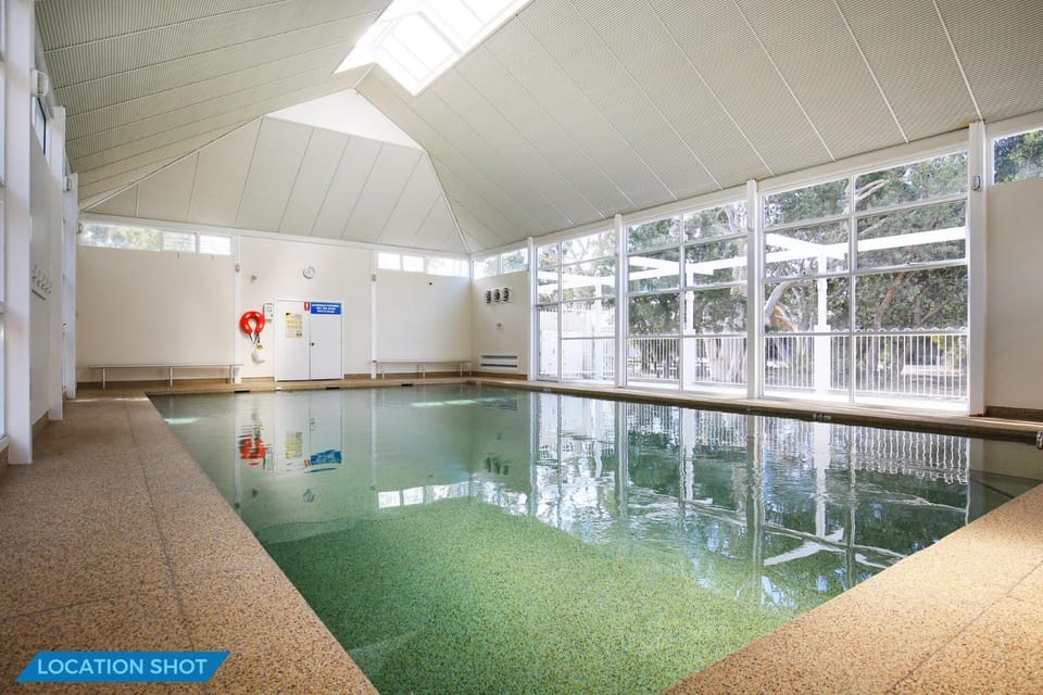 Calming Waters - Pet Friendly - Community Pool House in Callala Bay