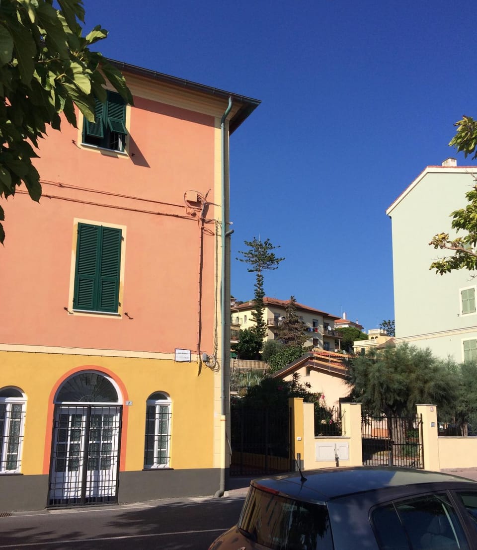 Property building, Street view