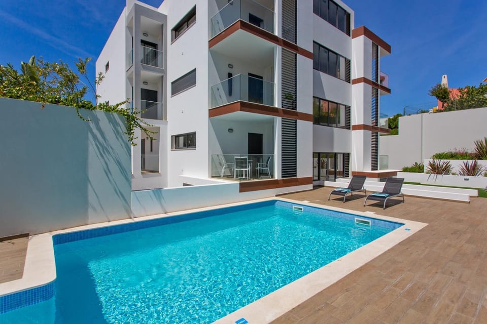 Property building, Swimming pool
