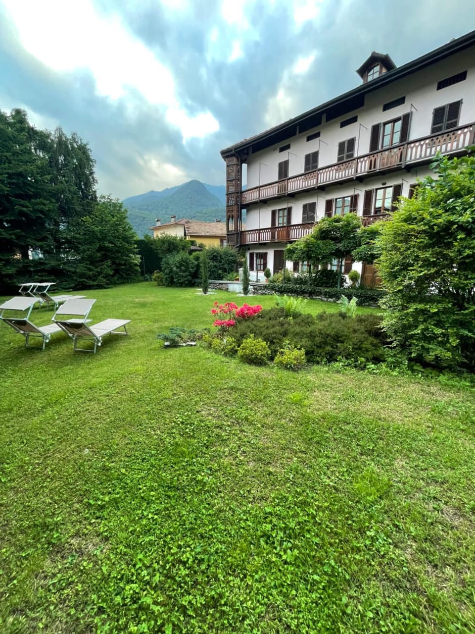 Property building, Garden
