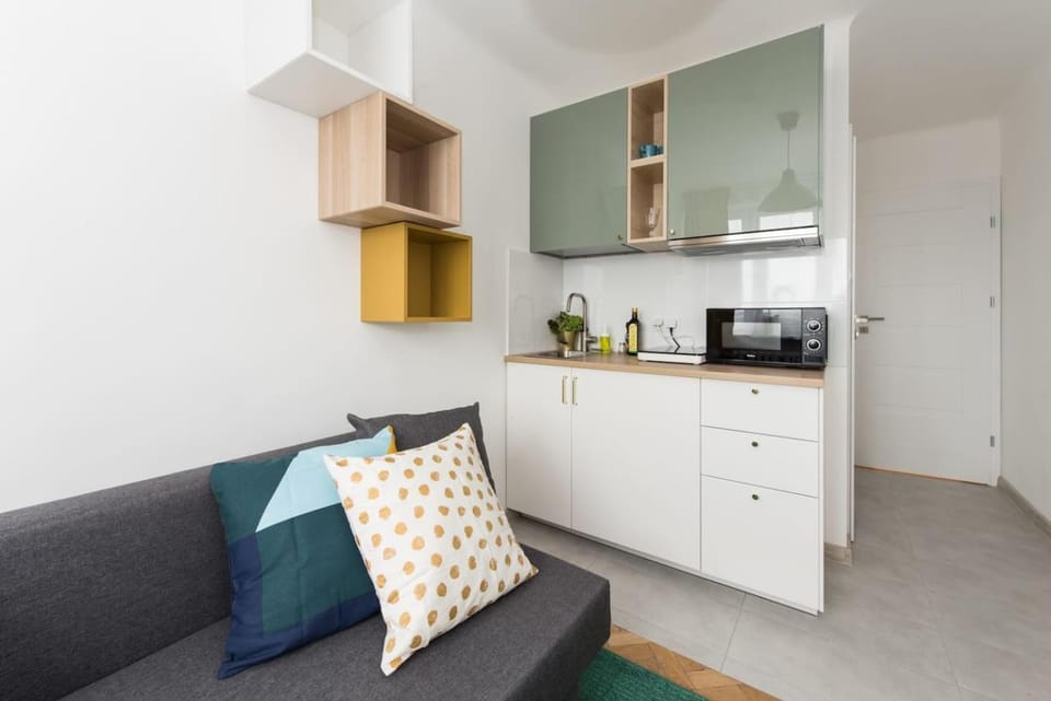 Kitchen or kitchenette, Seating area