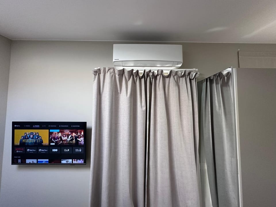 TV and multimedia, air conditioner