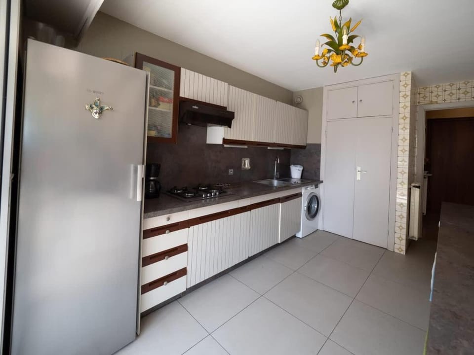 Le Libecio, appart près des plages, plein centre, confortable House in Antibes