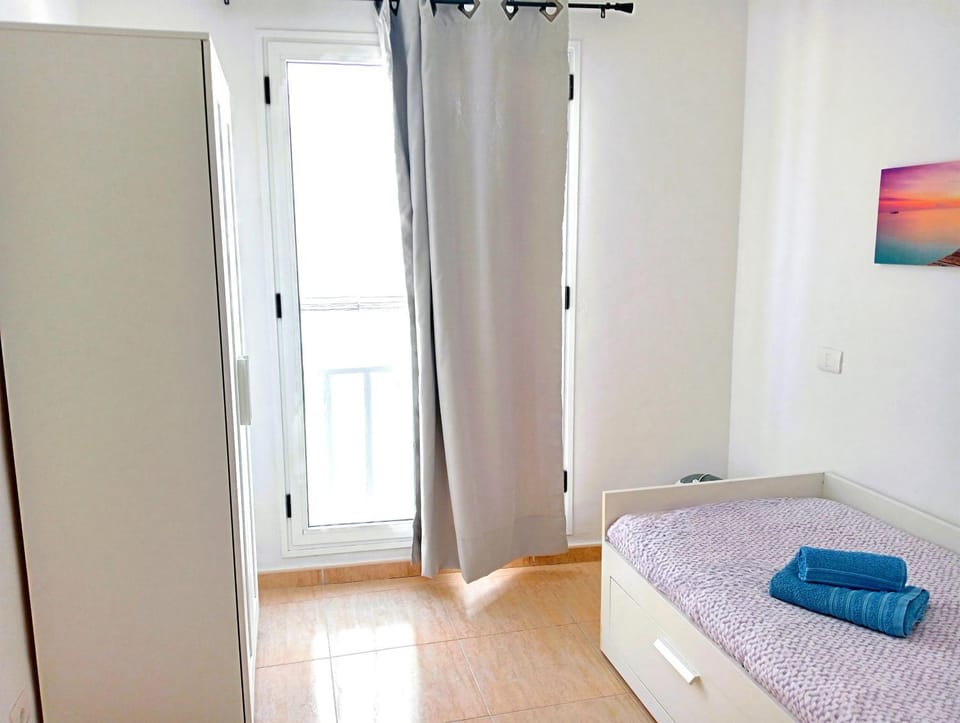 Bed, Bedroom, wardrobe
