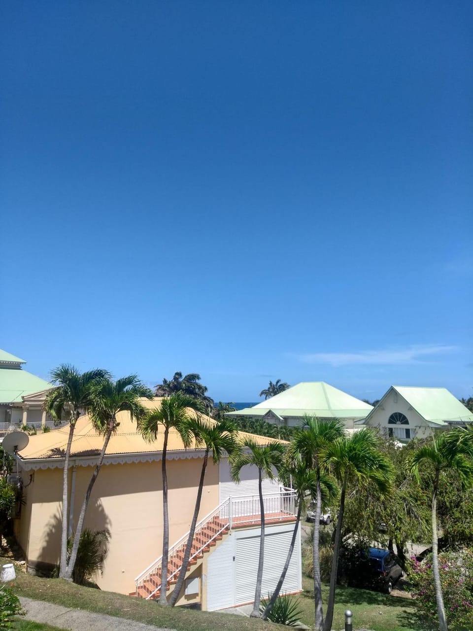 Jolie studio meublé avec petite vue mer Apartment in Grande-Terre, Guadeloupe