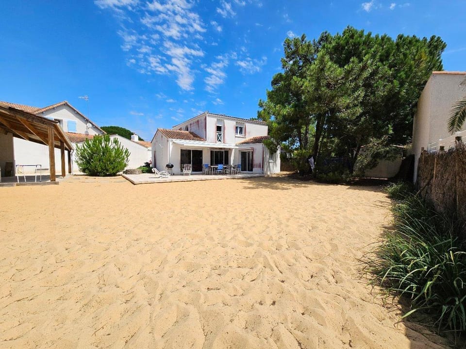 Maison spacieuse proche plage pour 9 personnes - FR-1-476-137 House in La Faute-sur-Mer
