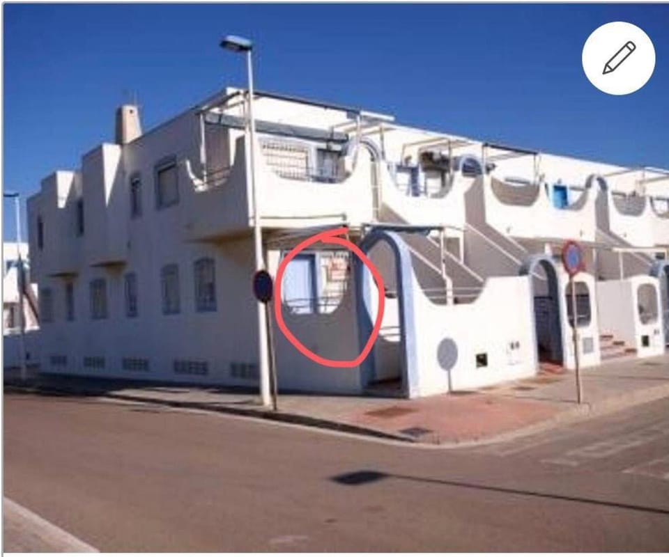 Property building, Street view