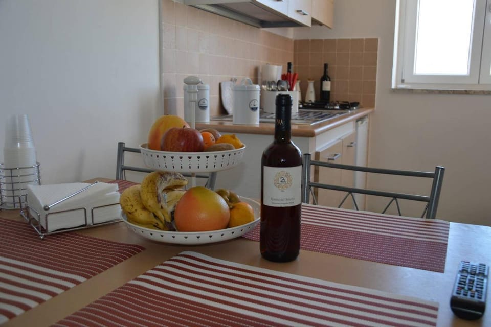 Food and drinks, Food