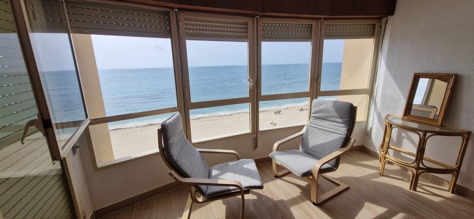 APARTMENT 1LINE LOS LOCOS BEACH WIFI A/A SEEVIEW Apartment in Torrevieja