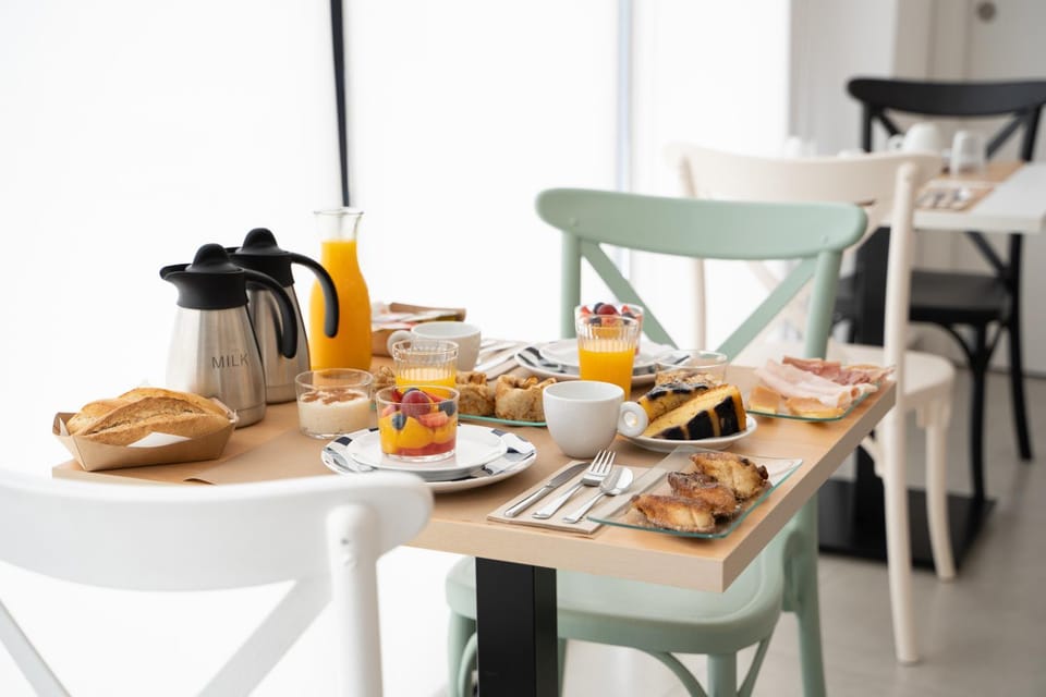 Continental breakfast