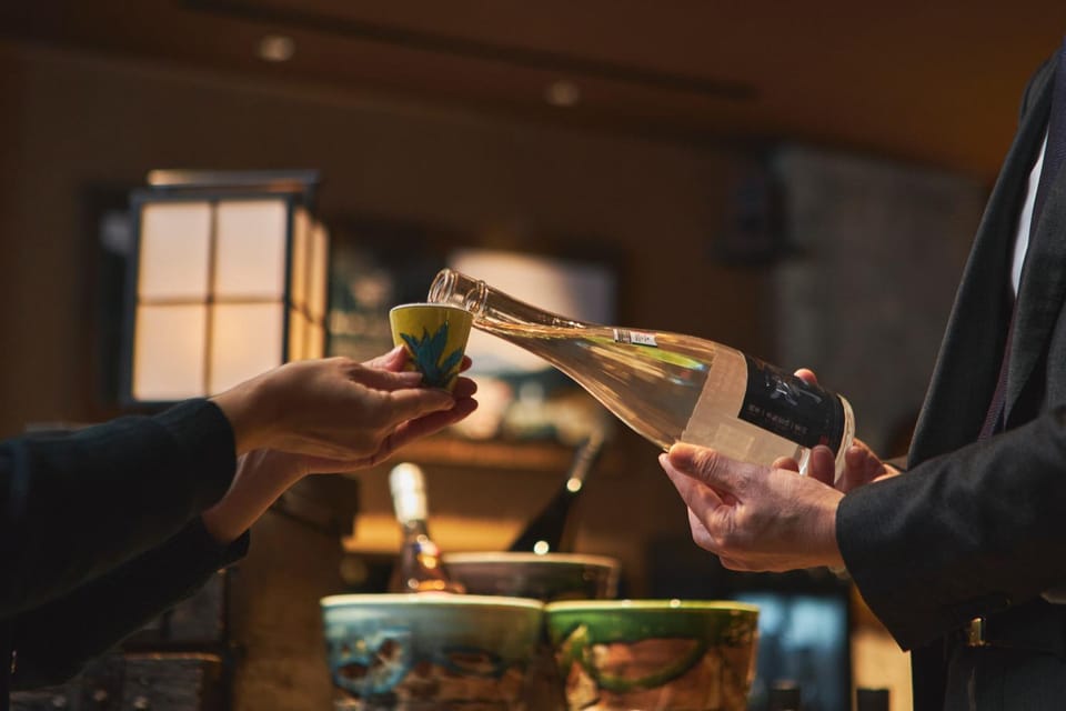 Lounge or bar, Food and drinks