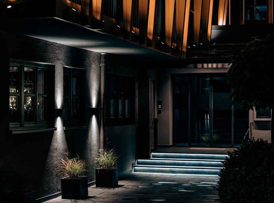 Property building, Facade/entrance, Night