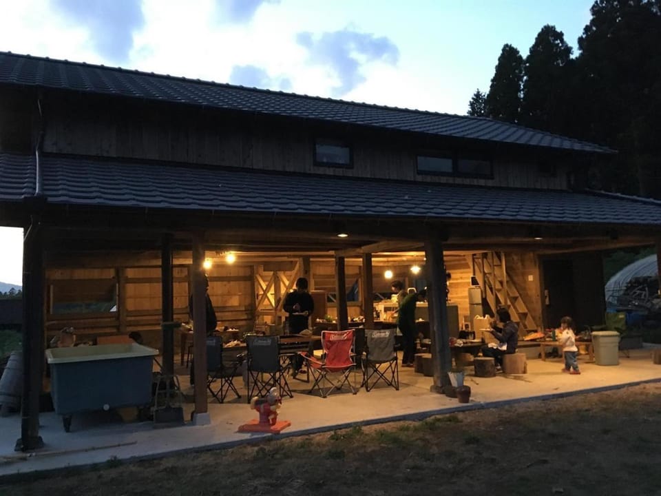 Property building, BBQ facilities, Communal kitchen