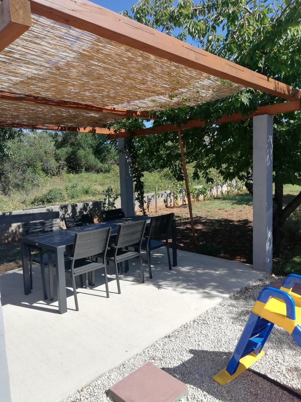Patio, Day, Seating area