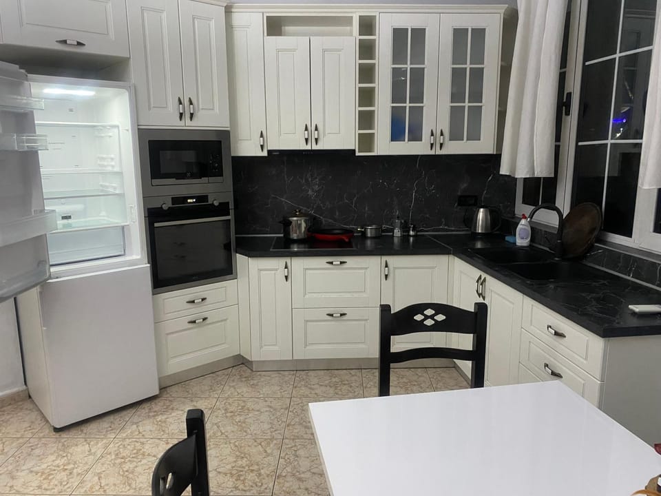 Tirana Apartment white Apartment in Tirana