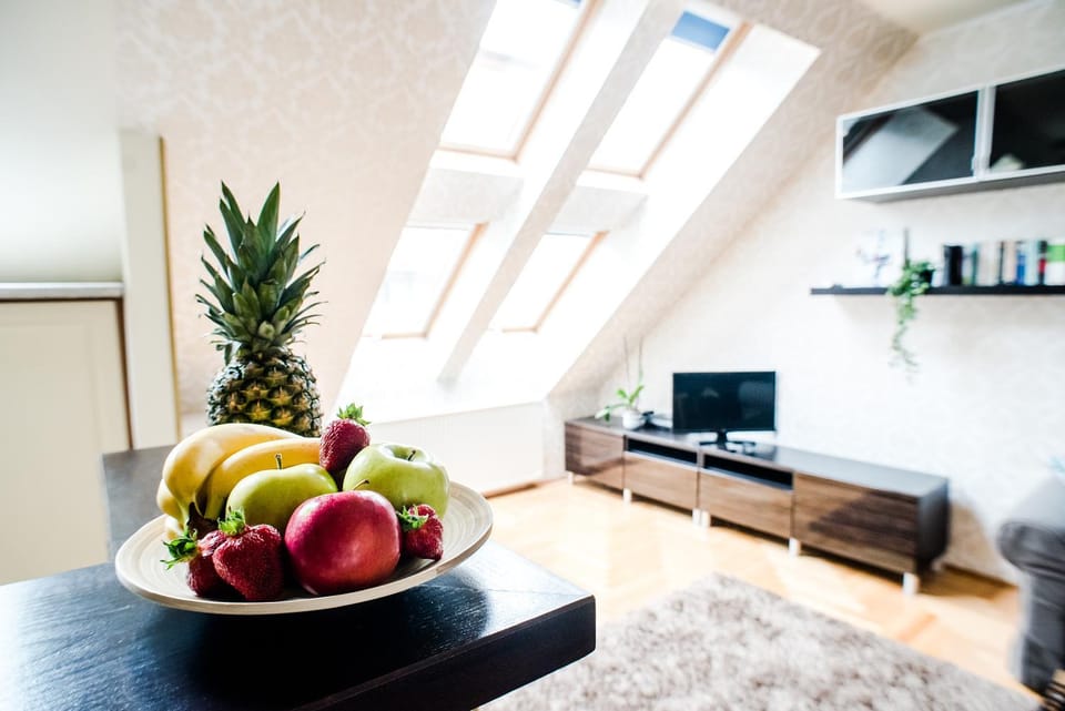 Hollo Apartment - PRIVATE GARAGE - A/C Apartment in Budapest