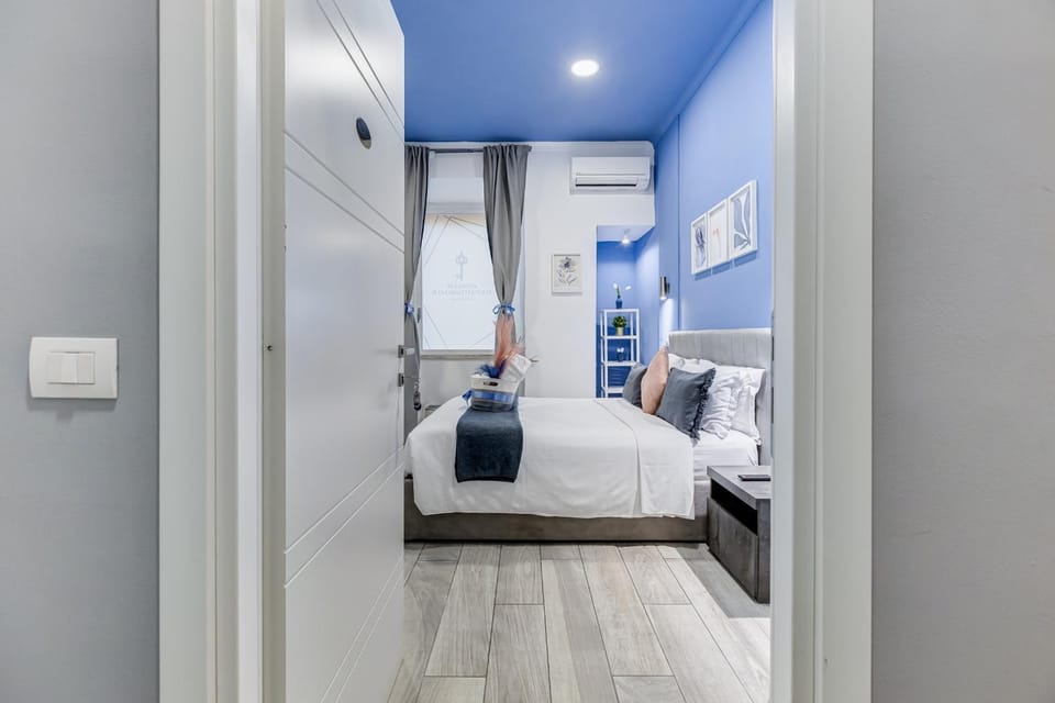 Bed, air conditioner