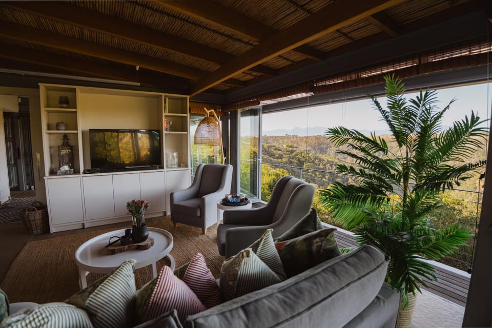 View (from property/room), Living room, Seating area