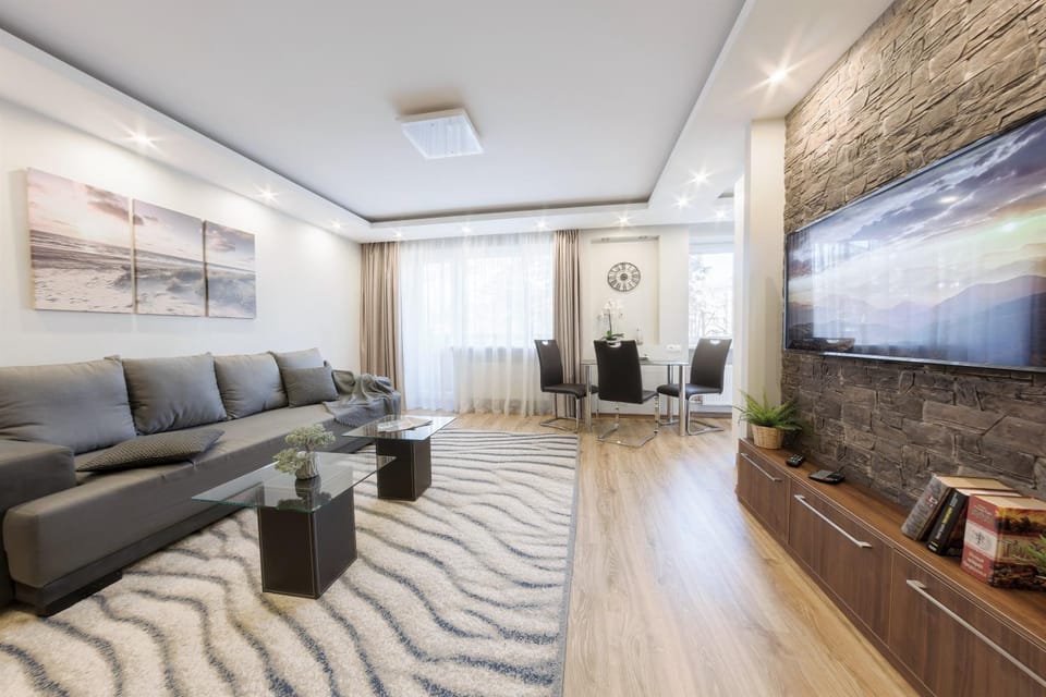 TV and multimedia, Living room