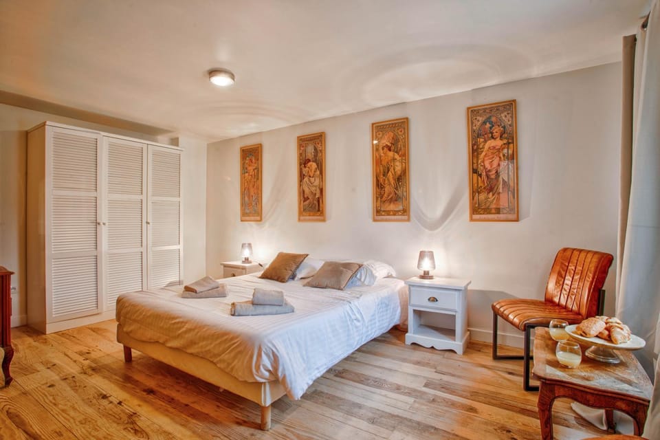 Le Manoir des Marronniers Bed and Breakfast in Normandy