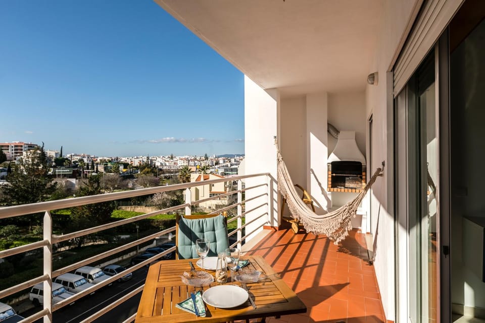 BBQ facilities, Balcony/Terrace