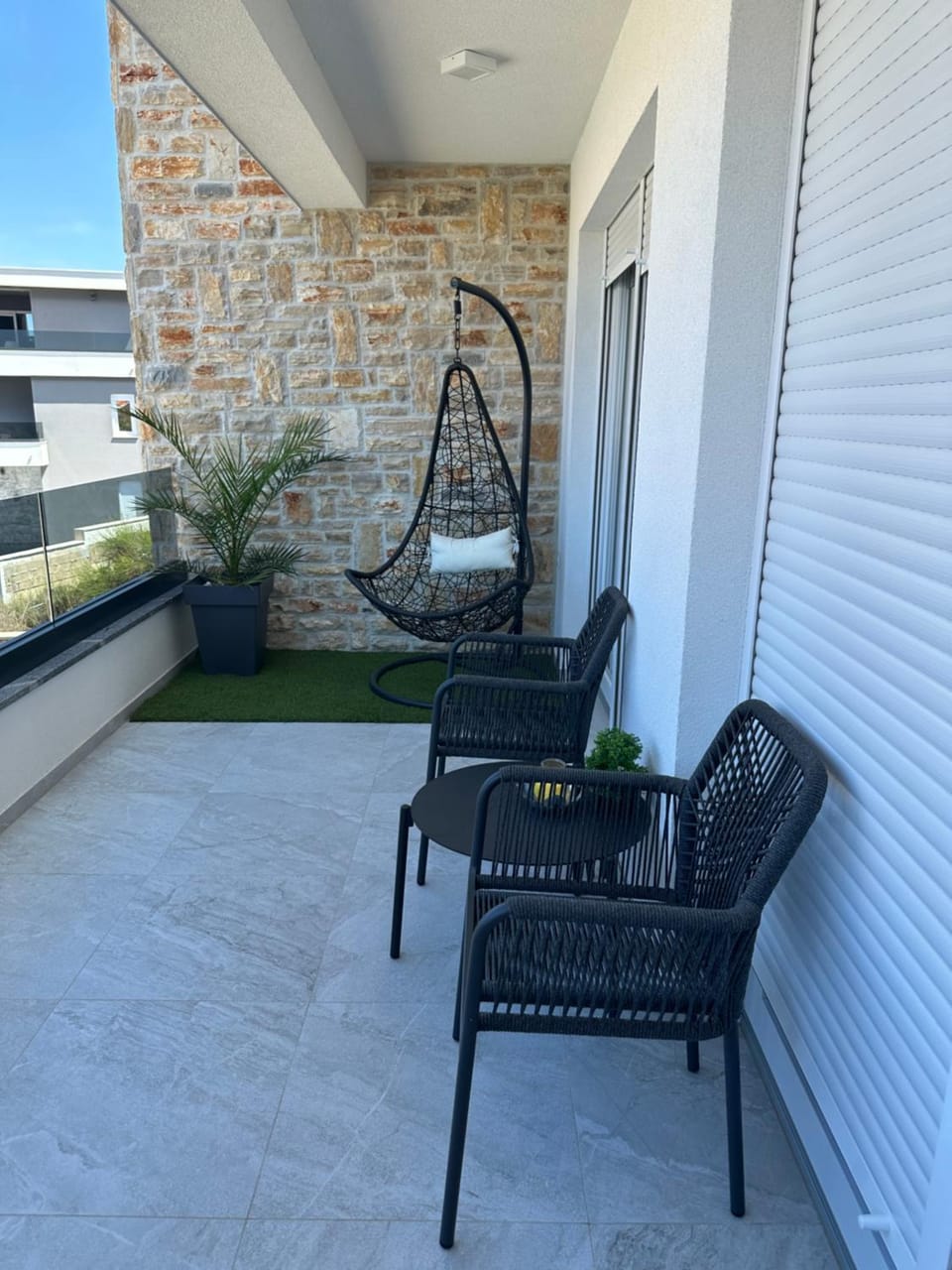 Patio, Day, Balcony/Terrace
