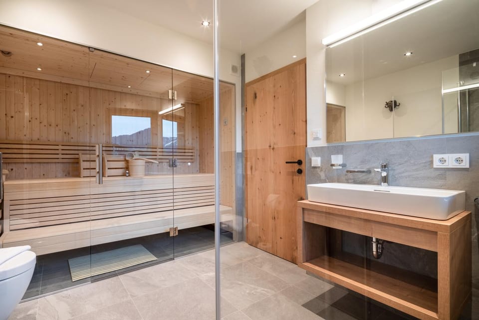 Shower, Sauna, Bathroom, towels