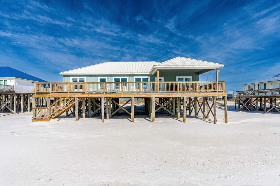 5 O'Clock Somewhere House in Dauphin Island