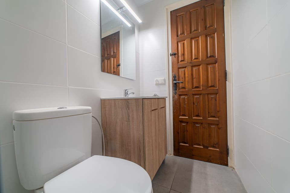 Toilet, Bathroom