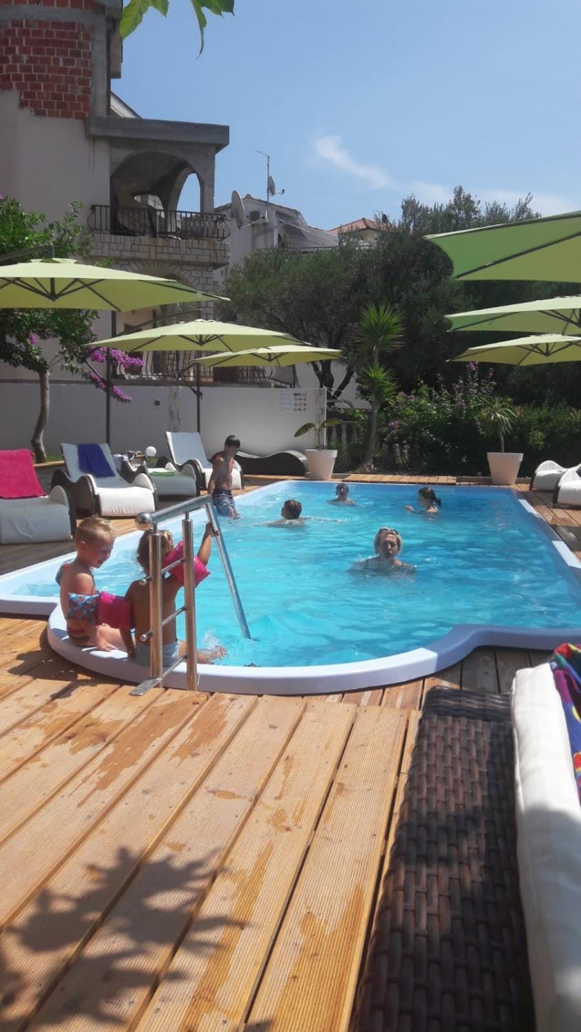 Banjol 441 Apartman mare Apartment in Lika-Senj County