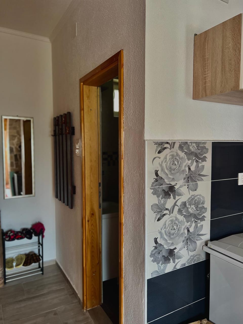 Kitchen or kitchenette, wardrobe