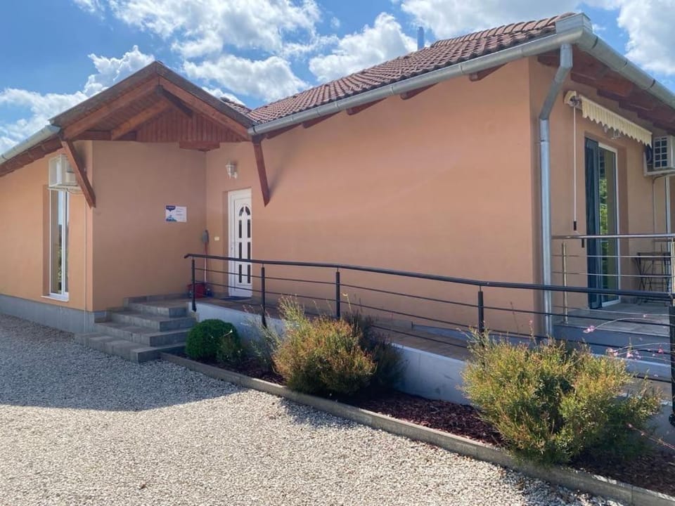 Pimkie Apartman Apartment in Hungary