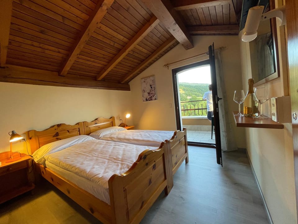 Hotel Monte Baldo Hostel in Brenzone sul Garda