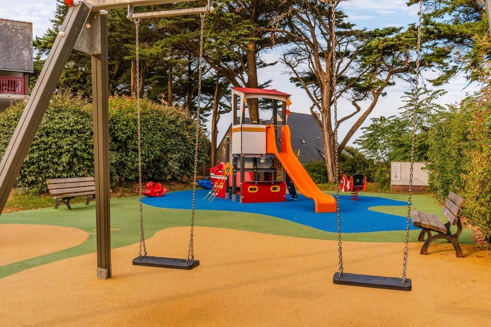 Day, Natural landscape, Children play ground