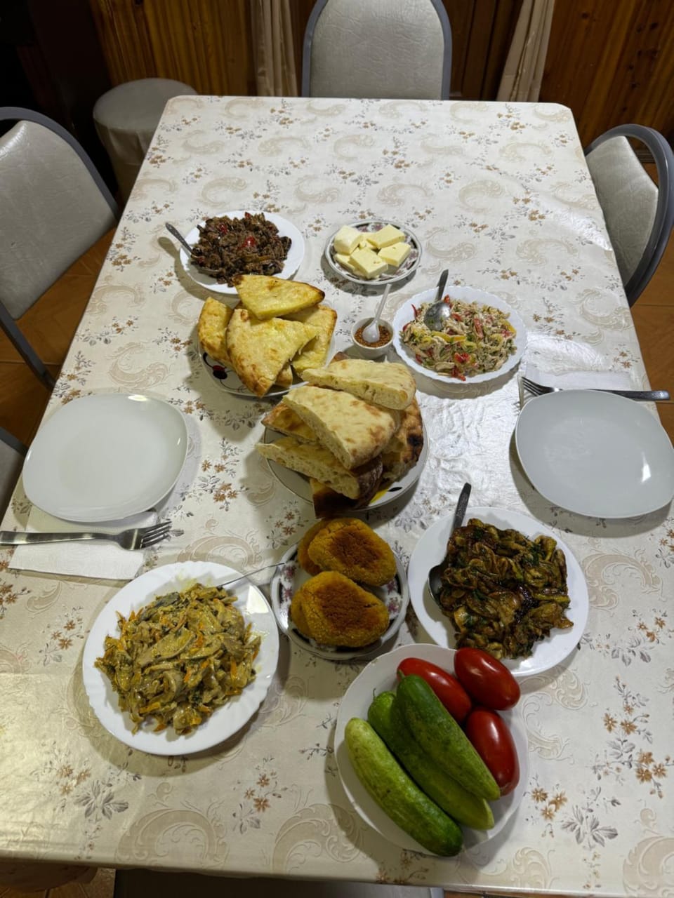 Food and drinks, Food, Lunch, Dinner, Drinks