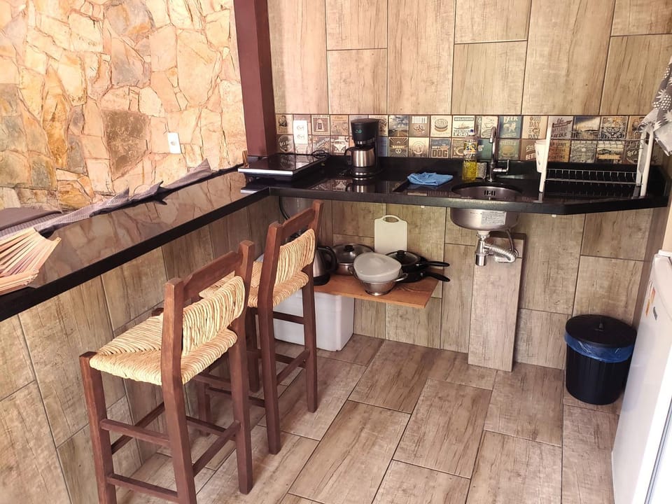 Restaurant/places to eat, Kitchen or kitchenette, Dining area