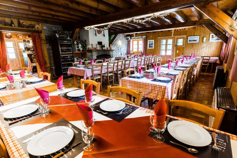 Restaurant/places to eat