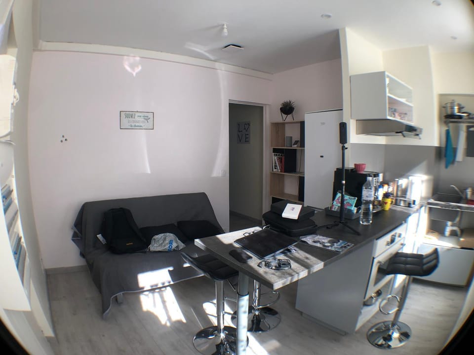 appartement lisieux calme très bien équipé Apartment in Lisieux