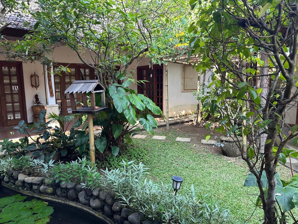 Bale Asri Bukit Jimbaran Vacation rental in Kuta Selatan