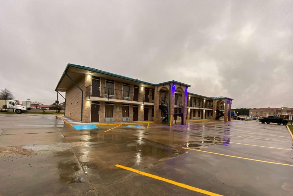 Property building, On site