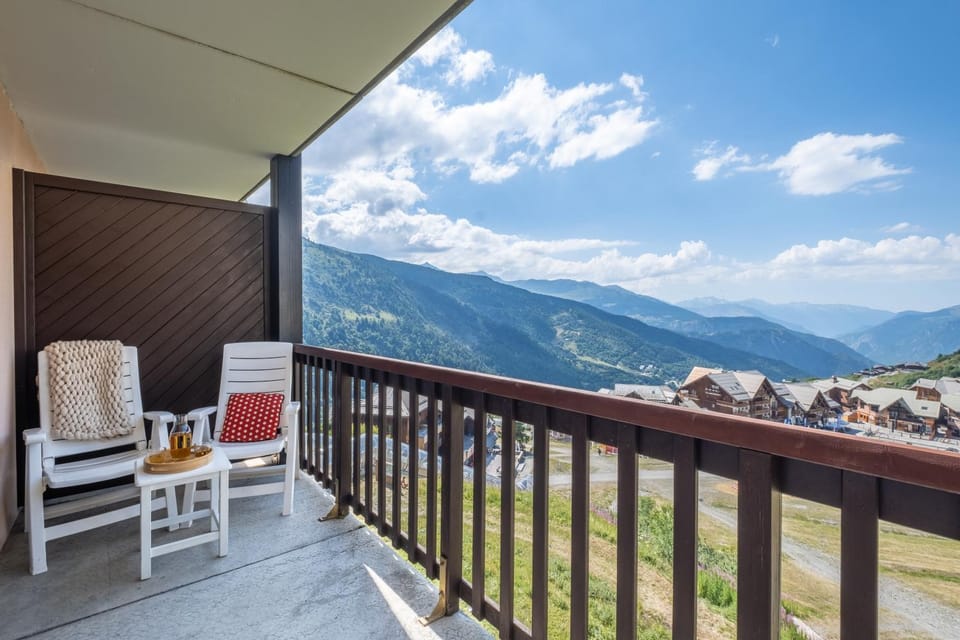 Patio, Day, Natural landscape, View (from property/room), Balcony/Terrace, Mountain view