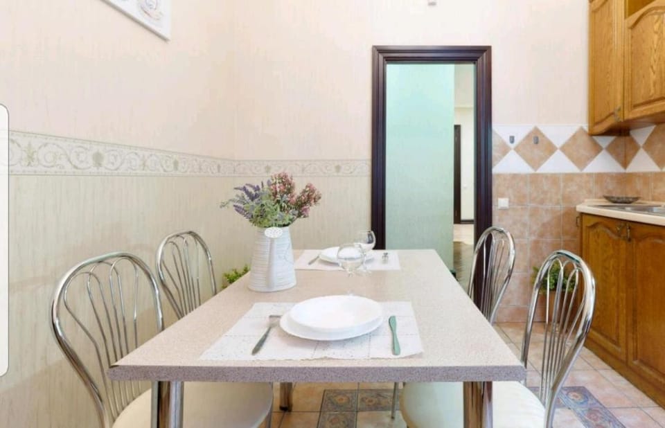 2 спальни и гостинная ( Бассейная 5а, Арена Сити) Apartment in Kiev City - Kyiv